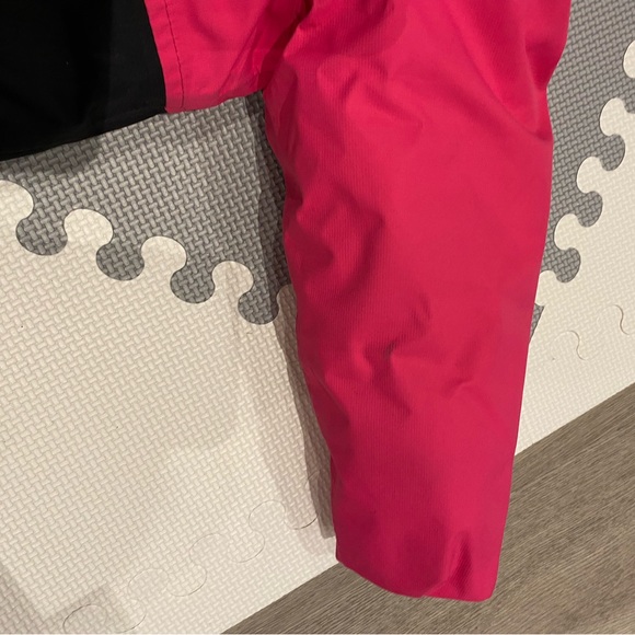 Northface Toddler Winter Jacket - Picture 8 of 11